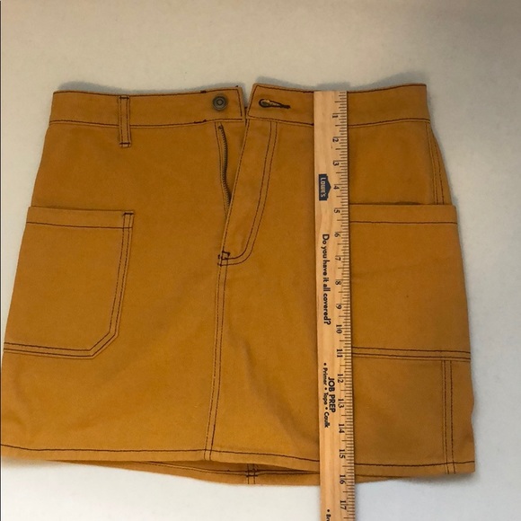 Forever 21 Large mustard yellow mini skirt - Picture 5 of 6